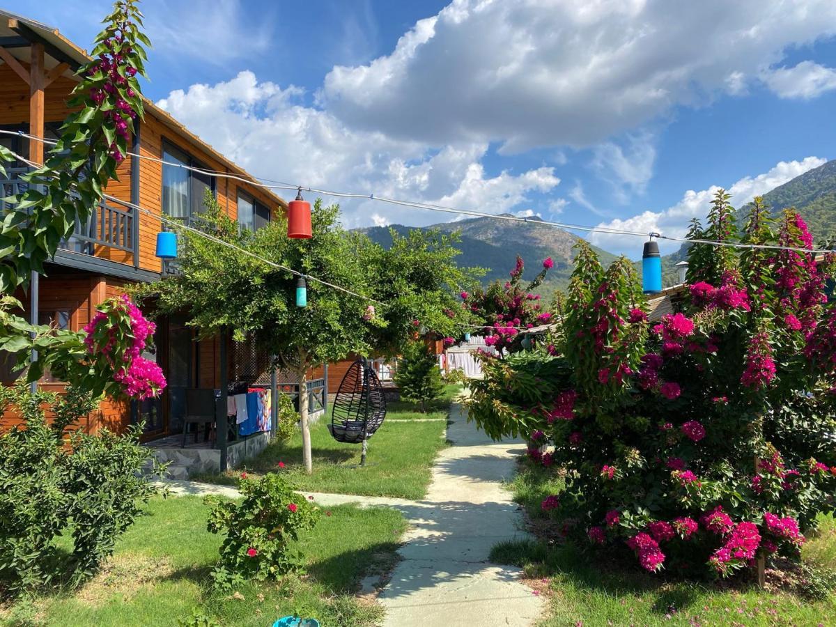 Karaoez Ada Bungalows & Villa Екстер'єр фото